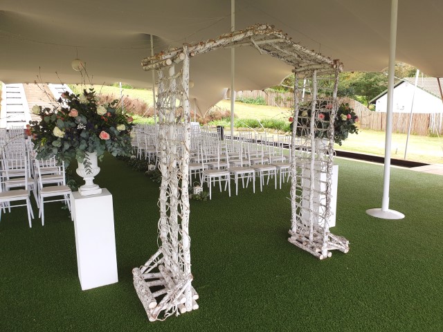 Lythwood Lodge Wedding - Kelly and Matt 28th April 2018